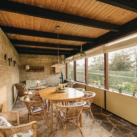 Cozy In With Kitchen Svaneke